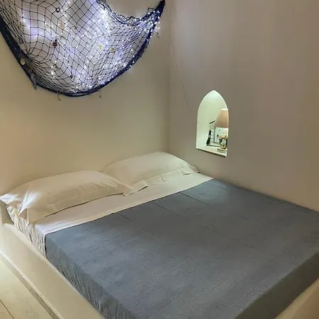 Al Faro Old Street Apartment
